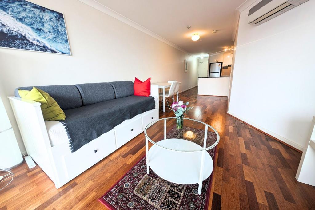 Dana-Central Apartment With Mount Ainslie Views Canberra Esterno foto