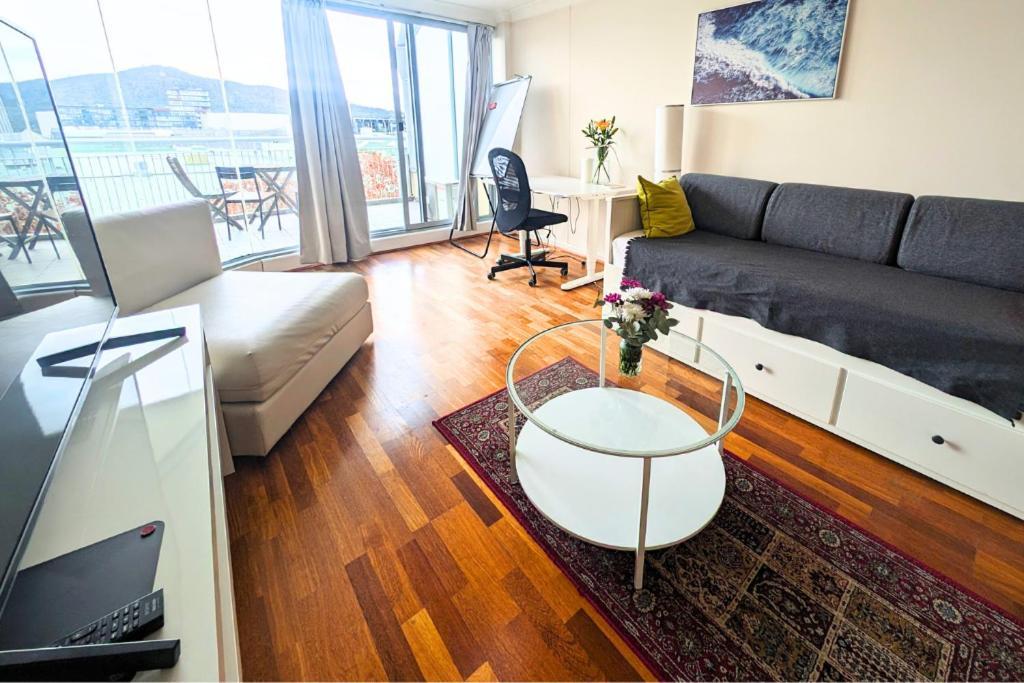 Dana-Central Apartment With Mount Ainslie Views Canberra Esterno foto